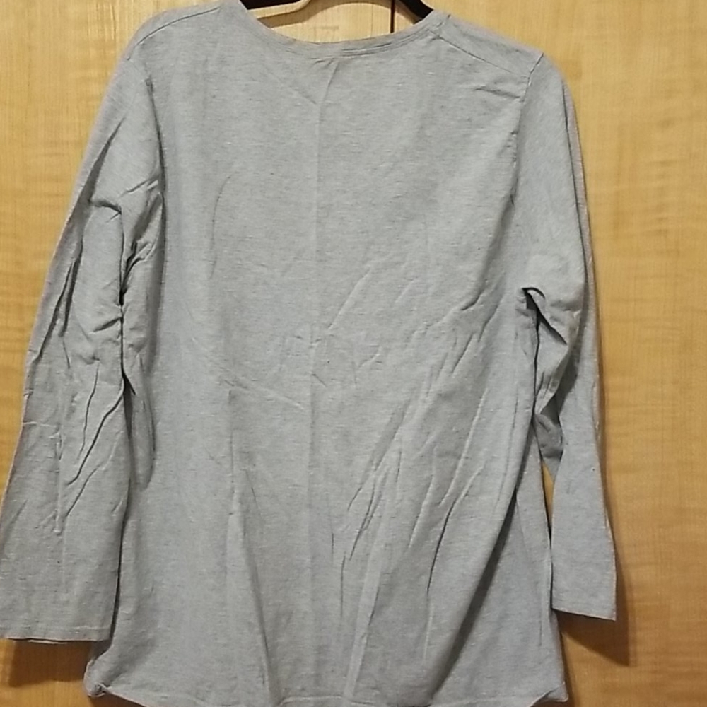 Shirt - Picture 2 of 3